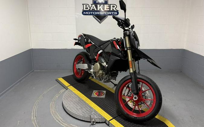 2027 Ducati Hypermotard 698 Mono Nera
