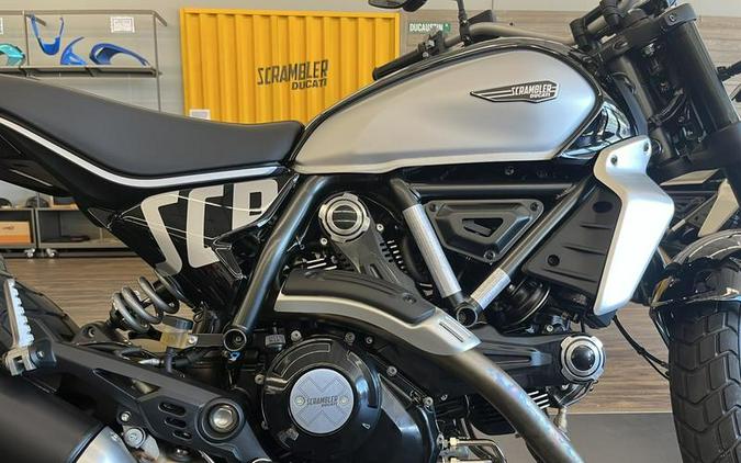 2024 Ducati Scrambler Icon (2G) Black