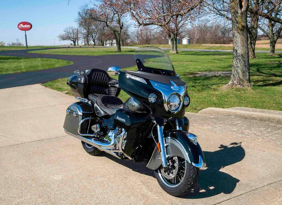 2024 Indian Motorcycle Roadmaster® with PowerBand Audio Package