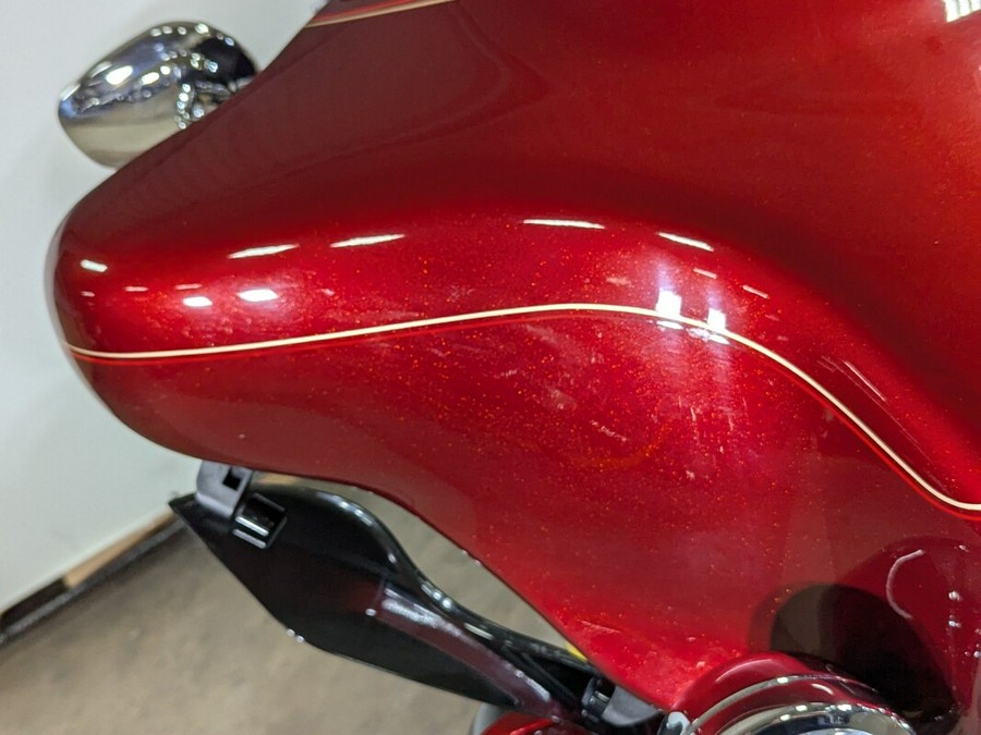 2010 Harley-Davidson Electra Glide® Ultra Classic® Red Hot Sunglo