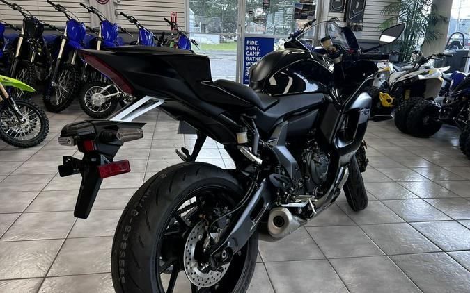 2025 Yamaha YZF-R7