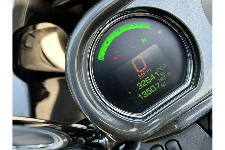 2016 Harley-Davidson® Road Glide CVO Ultra