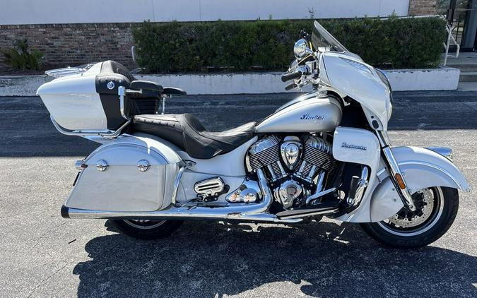2019 Indian Motorcycle® Roadmaster® Pearl White / Star Silver