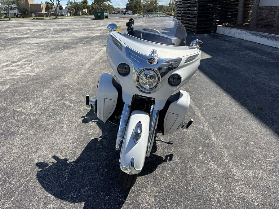 2019 Indian Motorcycle® Roadmaster® Pearl White / Star Silver