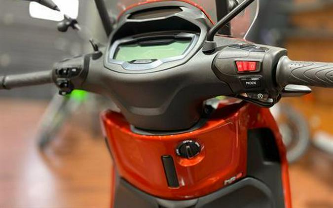 2023 Piaggio BV 400 S