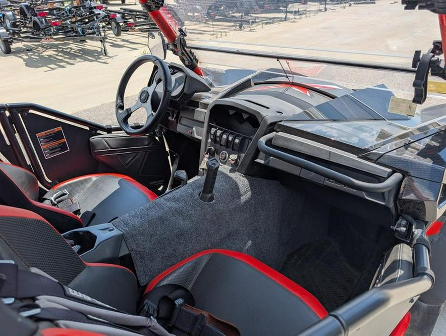 2014 Can-Am® Maverick™ X® rs DPS™ 1000R Can-Am Red