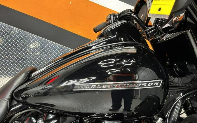 2019 Harley-Davidson® FLHXS - Street Glide® Special