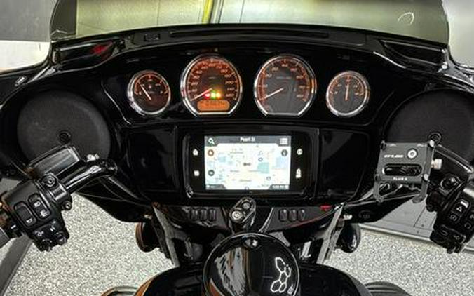 2019 Harley-Davidson® FLHXS - Street Glide® Special