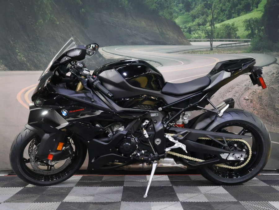 2026 BMW S 1000 RR Blackstorm metallic