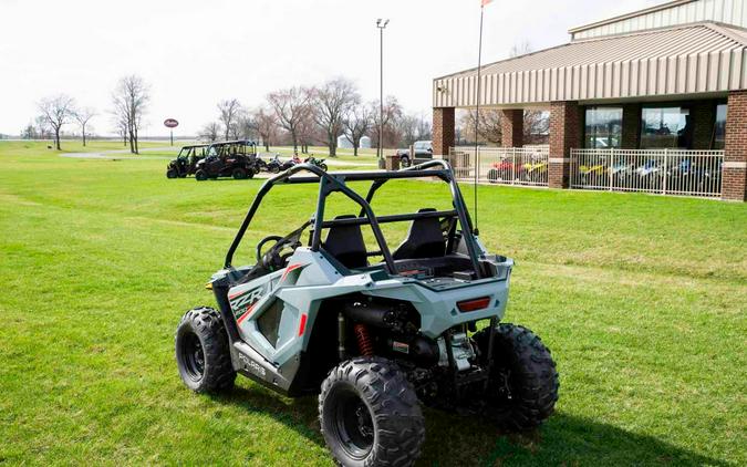 2024 Polaris RZR 200 EFI