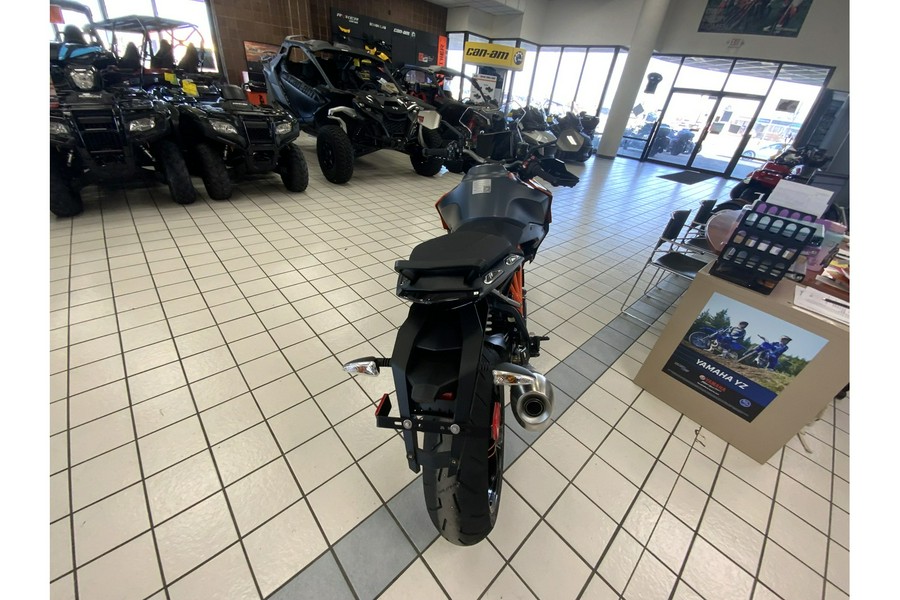 2024 KTM 1290 SUPER DUKE GT