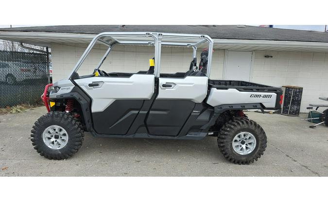 2025 Can-Am DEFENDER MAX XMR HD10