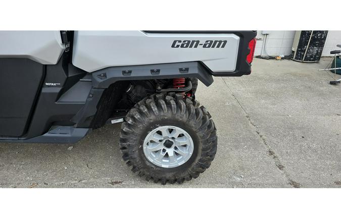2025 Can-Am DEFENDER MAX XMR HD10