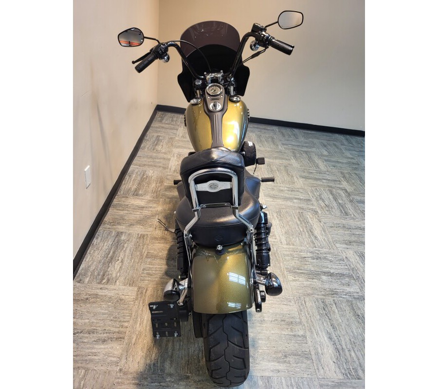 2016 Harley-Davidson Street Bob Olive Gold FXDB