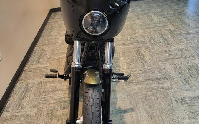 2016 Harley-Davidson Street Bob Olive Gold FXDB