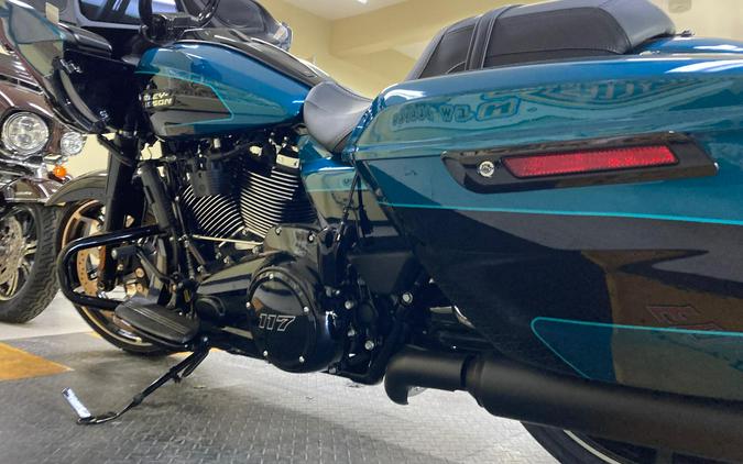 2026 Harley-Davidson® Road Glide® Teal Thunder / Vivid Black Black Trim