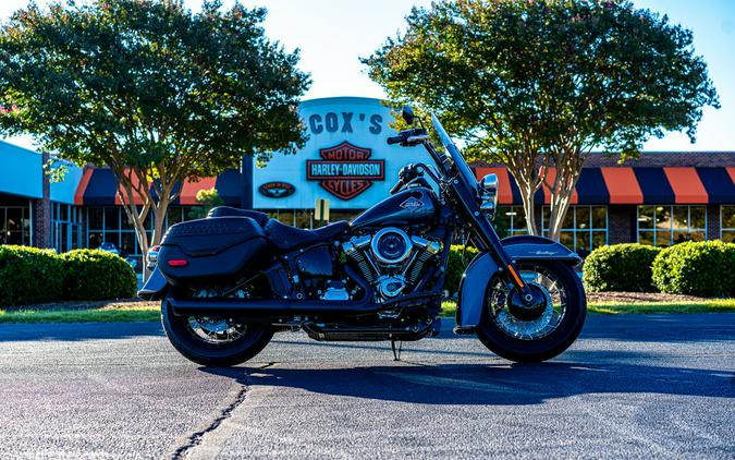 2026 Harley-Davidson® FLHC - Heritage Classic