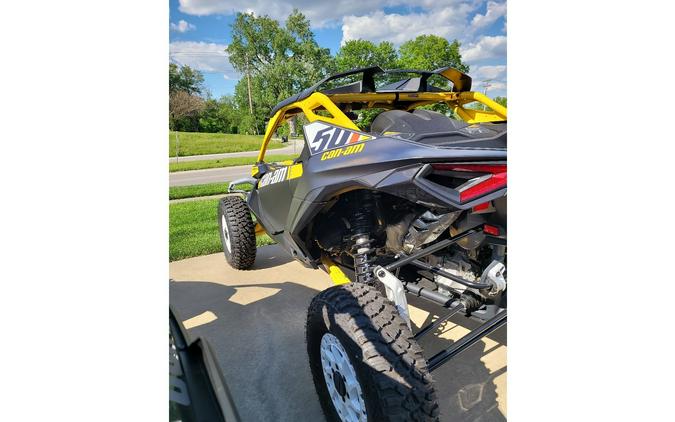 2024 Can-Am 7ARB MAV R XRS 77