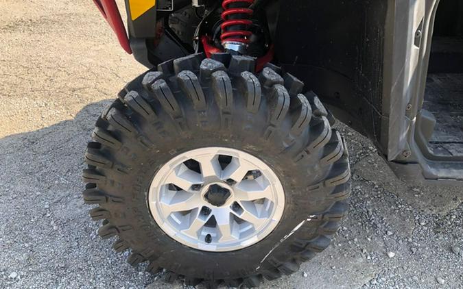 2025 Can-Am Defender X mr HD10