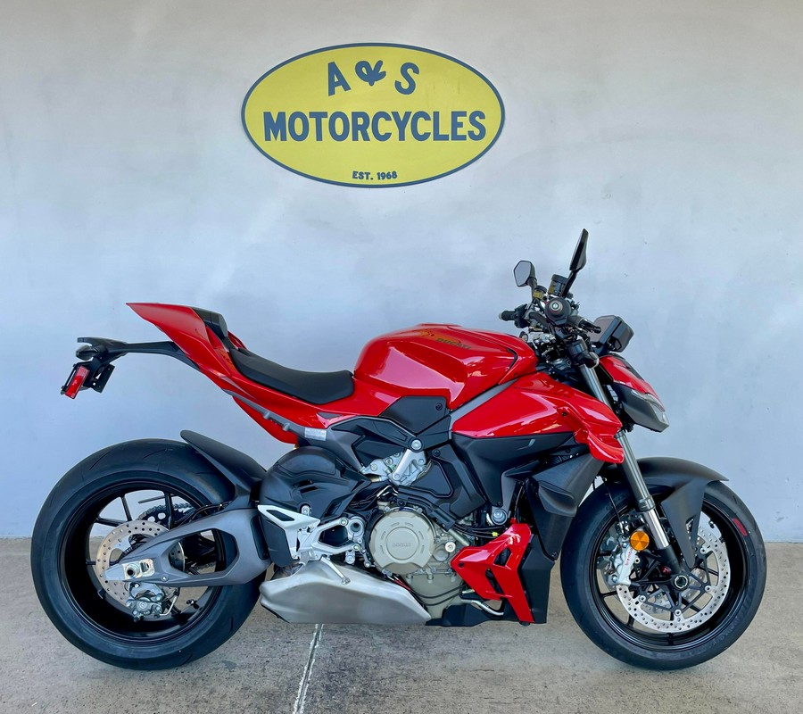 2026 Ducati STREETFIGHTER V4