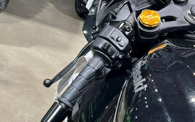2026 Kawasaki Ninja® ZX™-4RR ABS