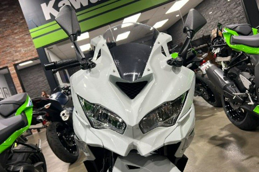 2026 Kawasaki Ninja® ZX™-4RR ABS