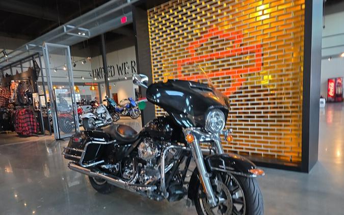 2016 HARLEY-DAVIDSON FLHTP