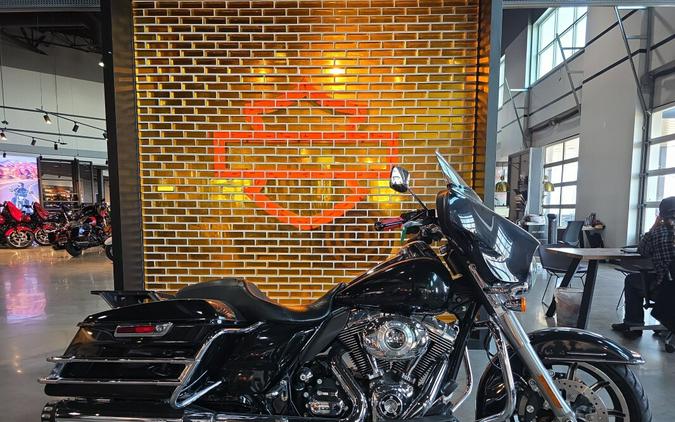 2016 HARLEY-DAVIDSON FLHTP