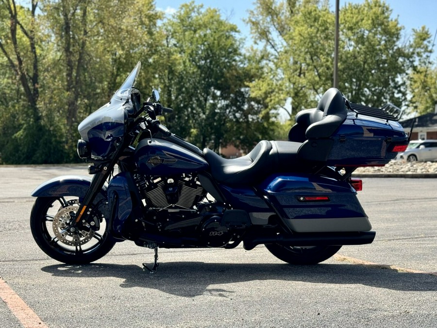 2023 Harley-Davidson Ultra Limited Billiard Blue/Billiard Gray - Black Finish