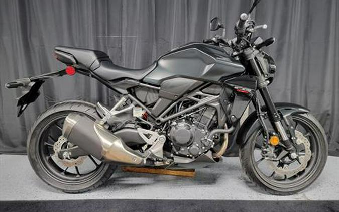 2025 Honda CB300R ABS