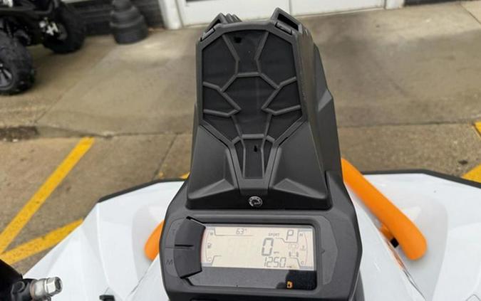 2026 Can-Am Renegade X Mr 650