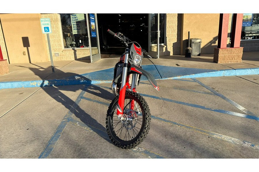 2026 Beta Motorcycles 300 XTRAINER