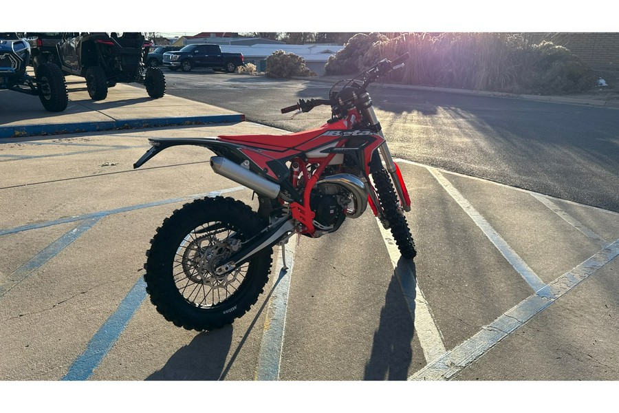 2026 Beta Motorcycles 300 XTRAINER