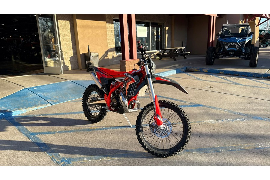 2026 Beta Motorcycles 300 XTRAINER