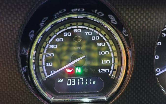 FLHXSE 2015 CVO™ Street Glide®