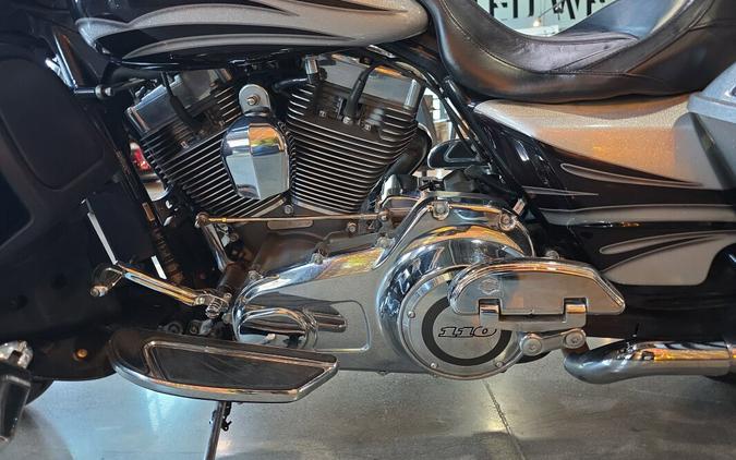 FLHXSE 2015 CVO™ Street Glide®