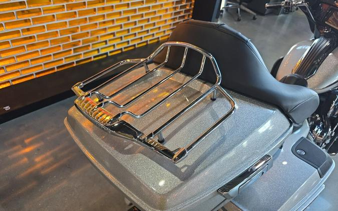 FLHXSE 2015 CVO™ Street Glide®