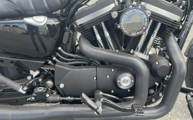 XL 883N 2022 Iron 883