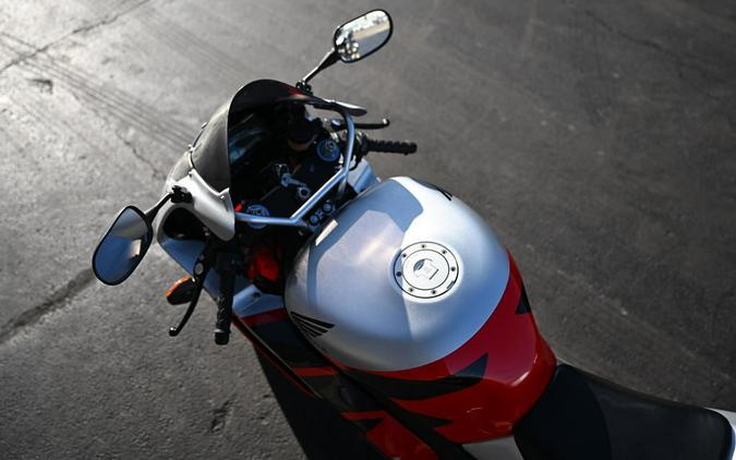 2002 Honda RVT1000R