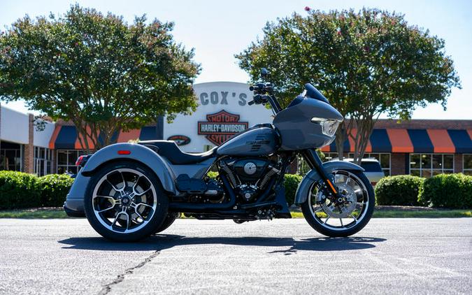 2026 Harley-Davidson® FLTRT - Road Glide® 3