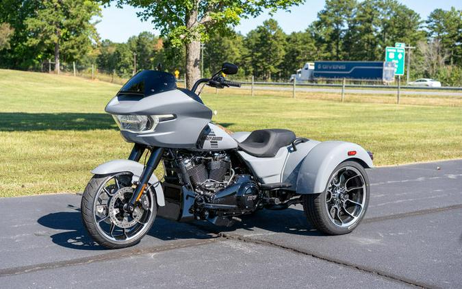 2026 Harley-Davidson® FLTRT - Road Glide® 3