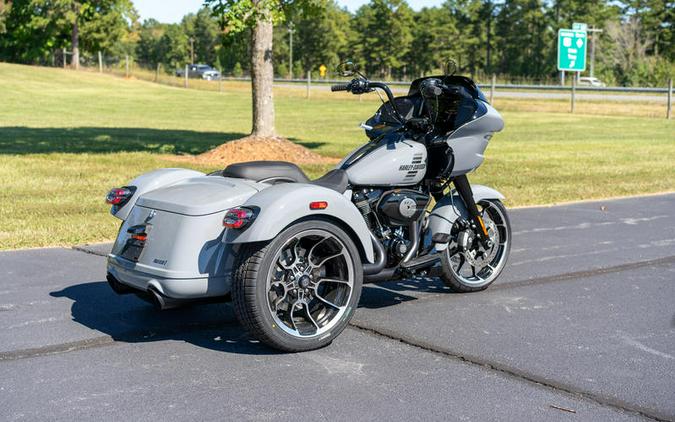 2026 Harley-Davidson® FLTRT - Road Glide® 3
