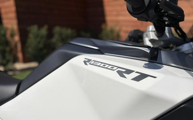 2026 BMW R 1300 RT ALPINE WHITE