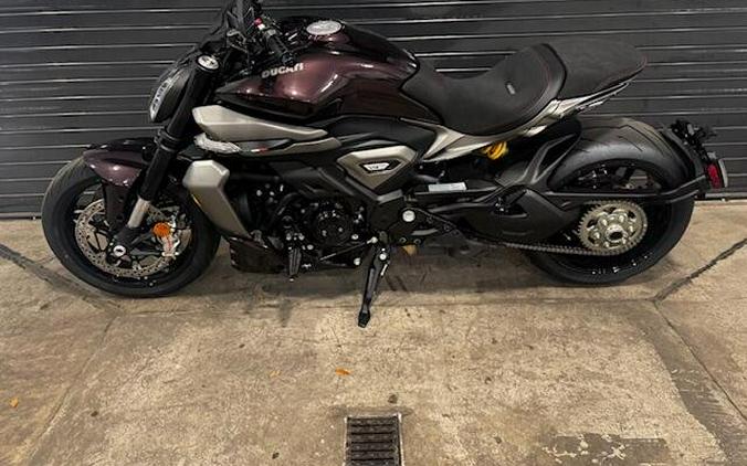 2026 Ducati X DIAVEL V4