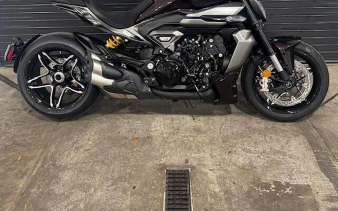 2026 Ducati X DIAVEL V4