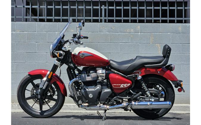 2024 Royal Enfield Super Meteor 650 Celestial Red