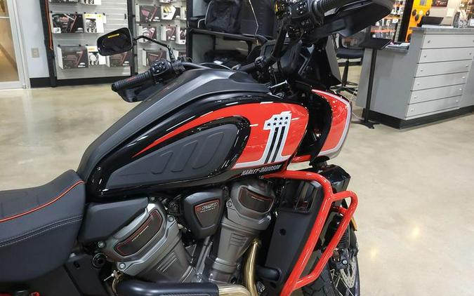 2024 Harley-Davidson® RA1250SE - CVO™ Pan America®