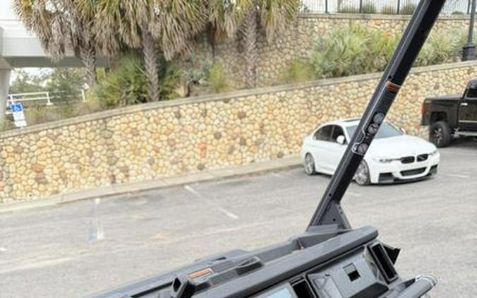 2026 Can-Am® Defender MAX XT HD11