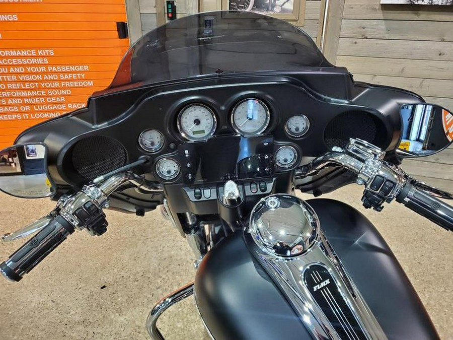 2012 Harley-Davidson® FLHX - Street Glide®