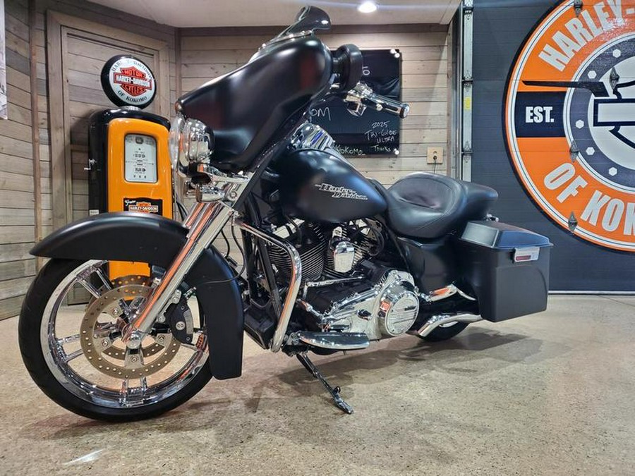 2012 Harley-Davidson® FLHX - Street Glide®